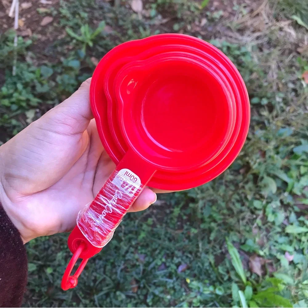 Betty Crocker measuring cups